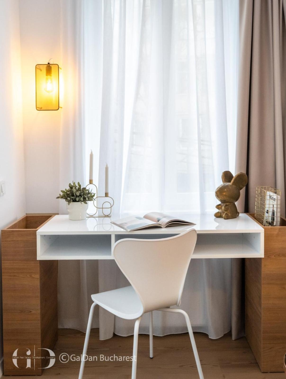 The Loft Luxury Apartments-Near The Park In The City Center Bukares Bagian luar foto