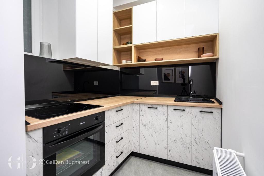 The Loft Luxury Apartments-Near The Park In The City Center Bukares Bagian luar foto