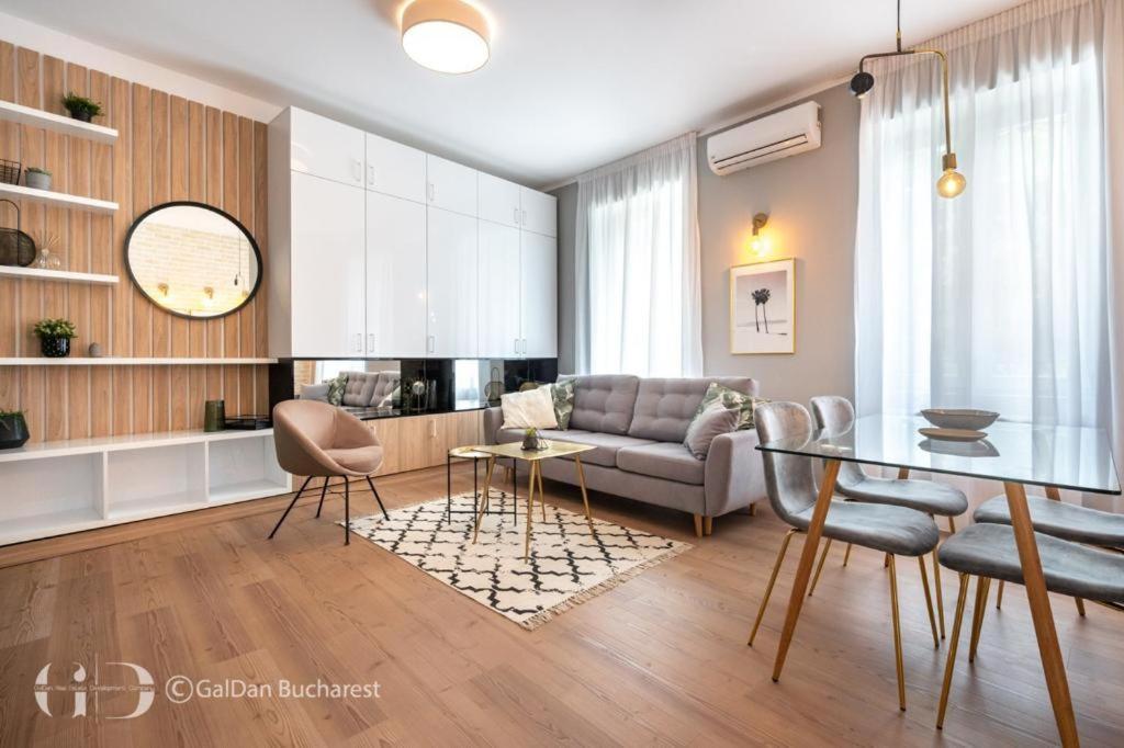 The Loft Luxury Apartments-Near The Park In The City Center Bukares Bagian luar foto