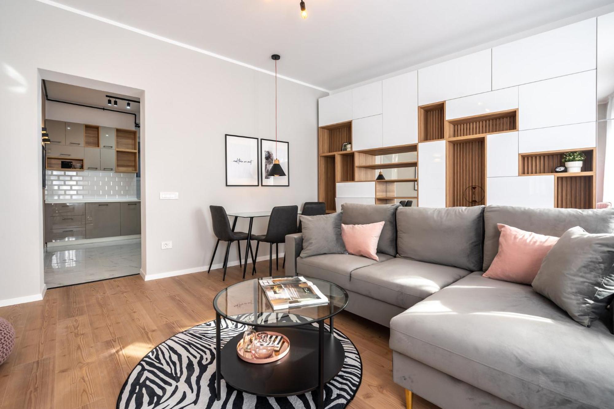 The Loft Luxury Apartments-Near The Park In The City Center Bukares Bagian luar foto